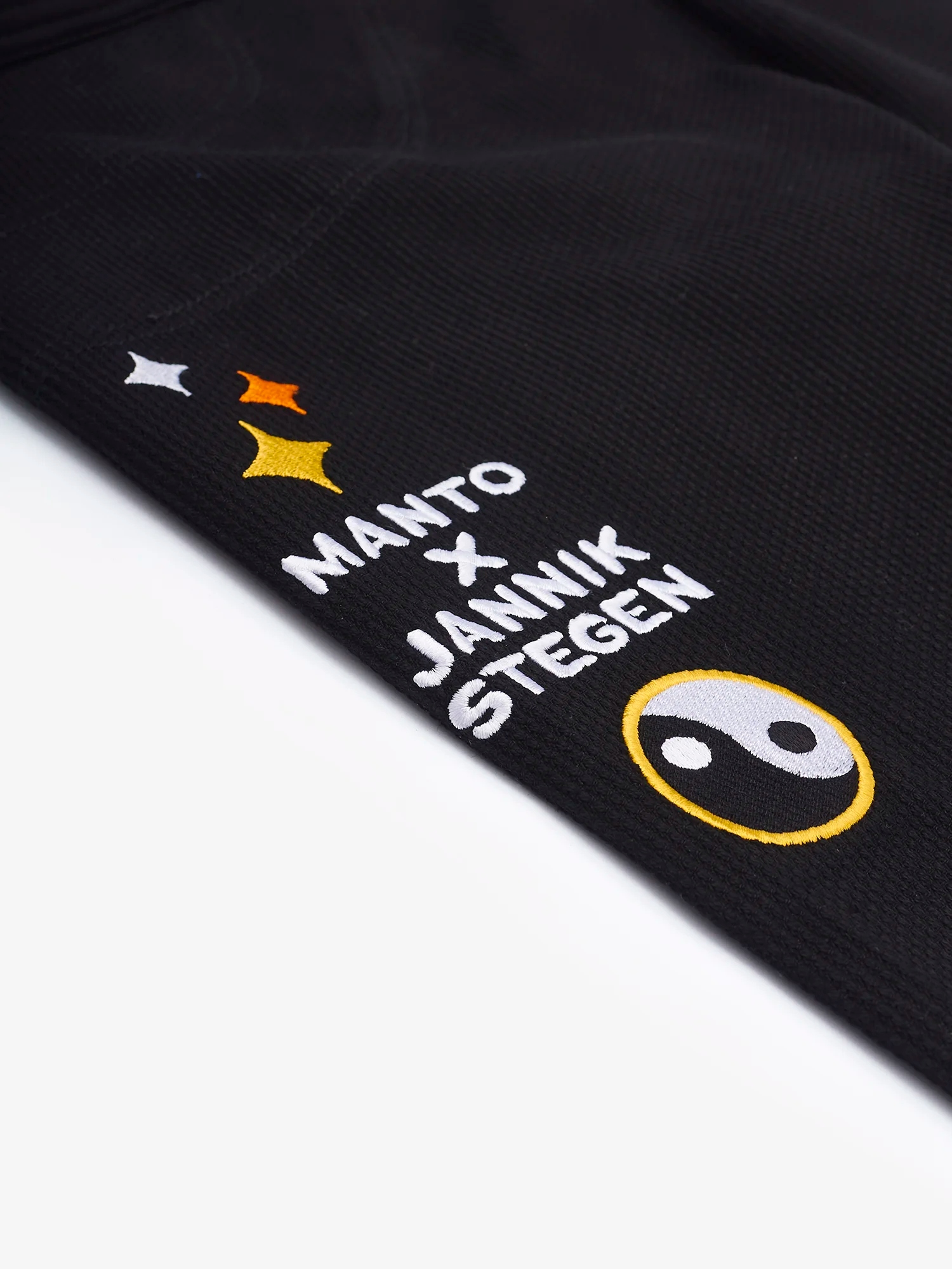 manto-brasilian-jiujitsu-gi-tigers-tail-noir