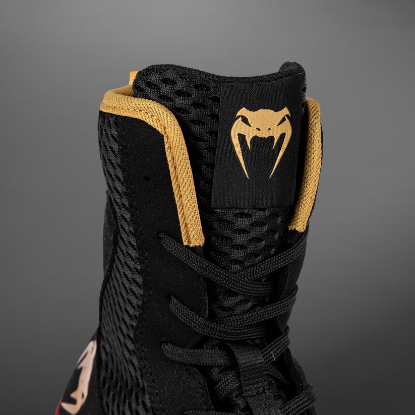 venum-chaussures-boxe-contender-noir-or-rouge