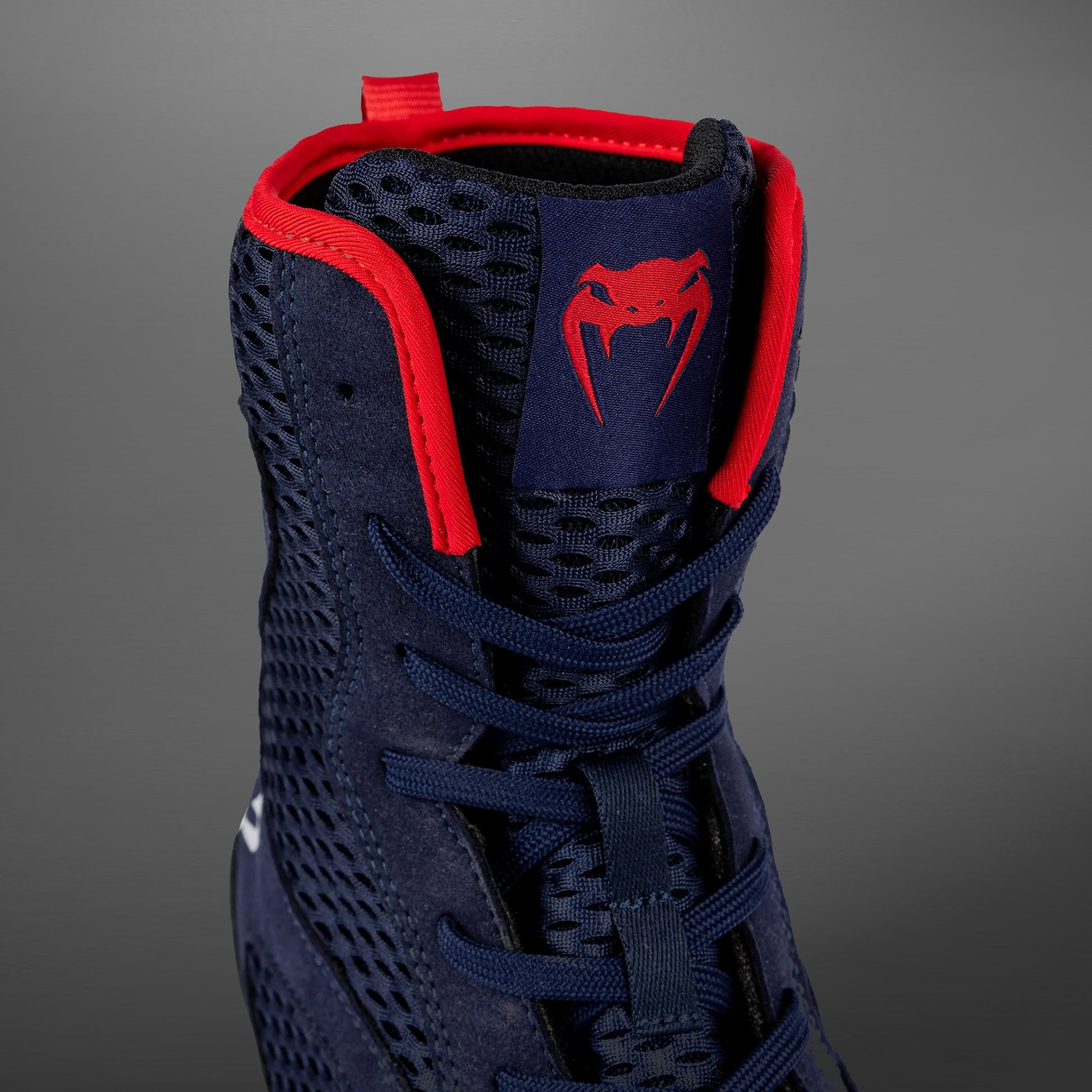 venum-chaussure-de-boxe-contender-bleu-marine-rouge
