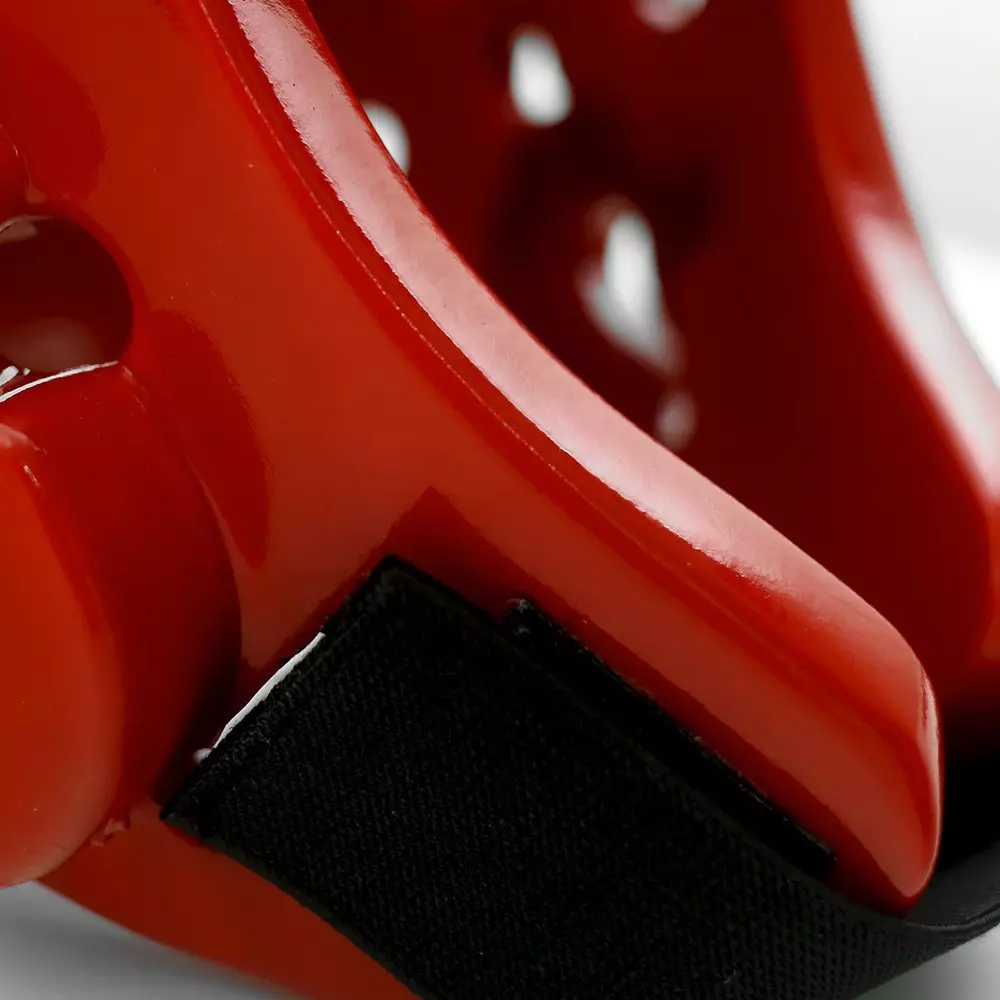 casque-de-protrection-taekwondo-rouge