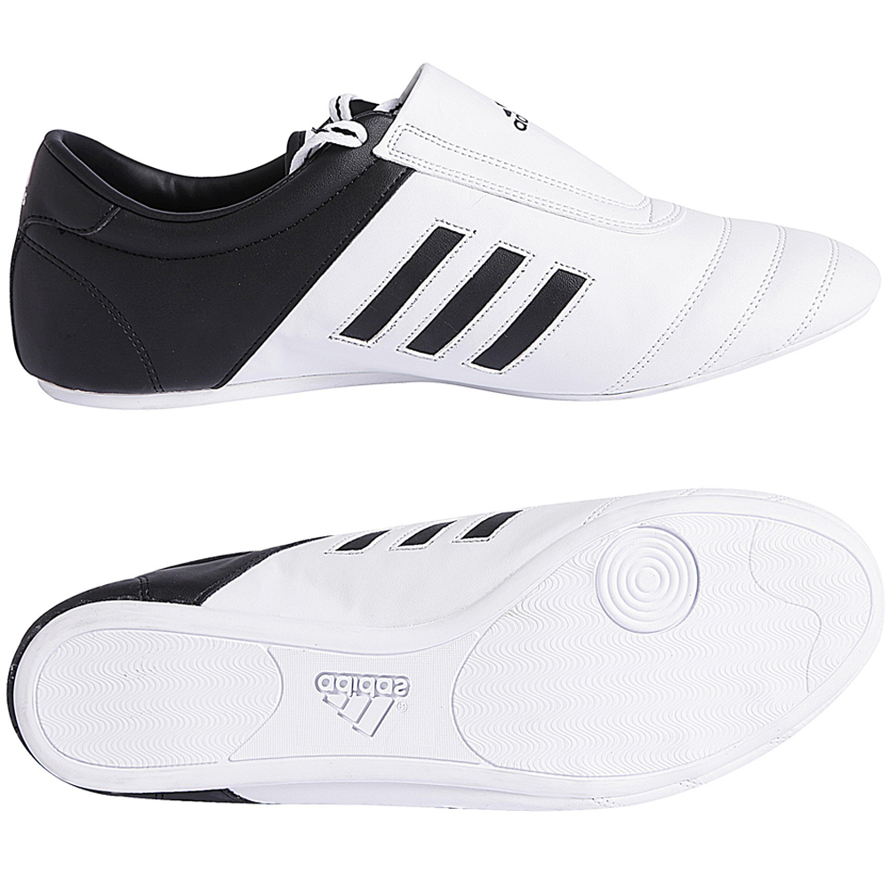 chaussure-de-taekwondo-adidas-aditkk01