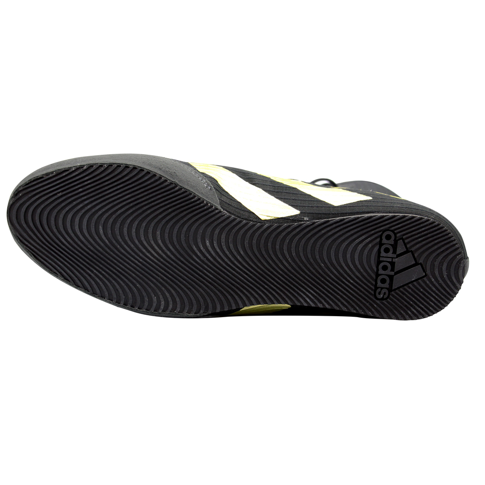 chaussures-de-boxe-anglaise-adidas-gz6116-noir-or