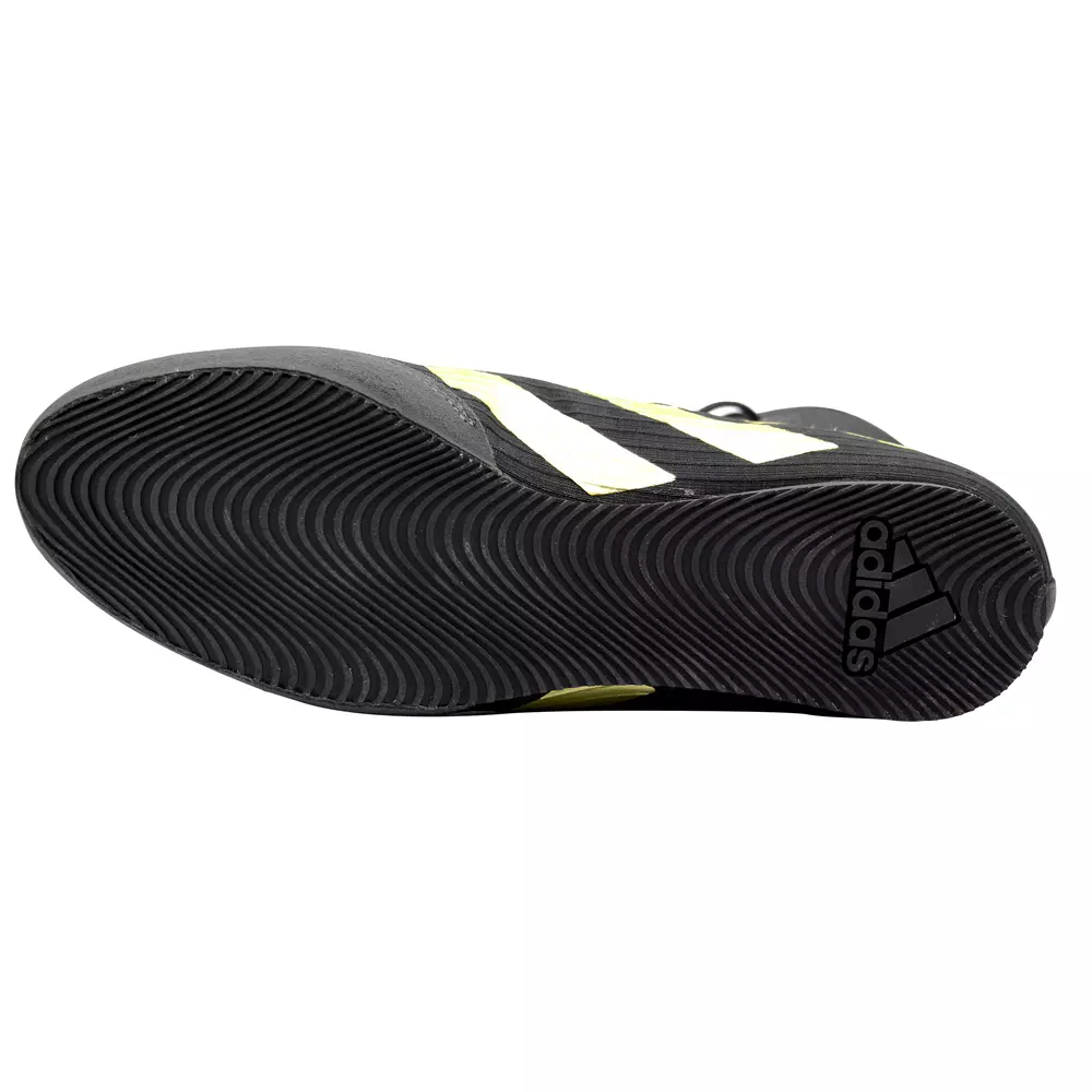 chaussures-de-boxe-anglaise-adidas-gz6116-noir-or