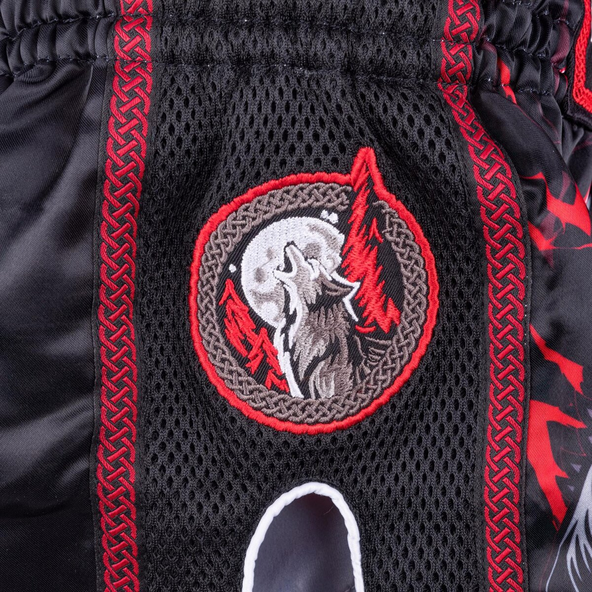 short-de-boxe-8weapons-enfant-beatial-wolf-noir-rouge