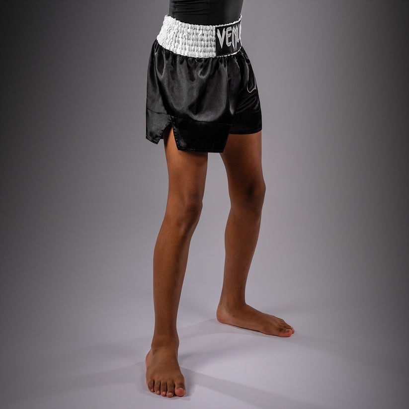 short-boxe-enfant-venum-classic-noir-blanc