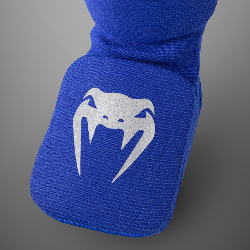 protege-tibias-pieds-box-venum-kontact-bleu