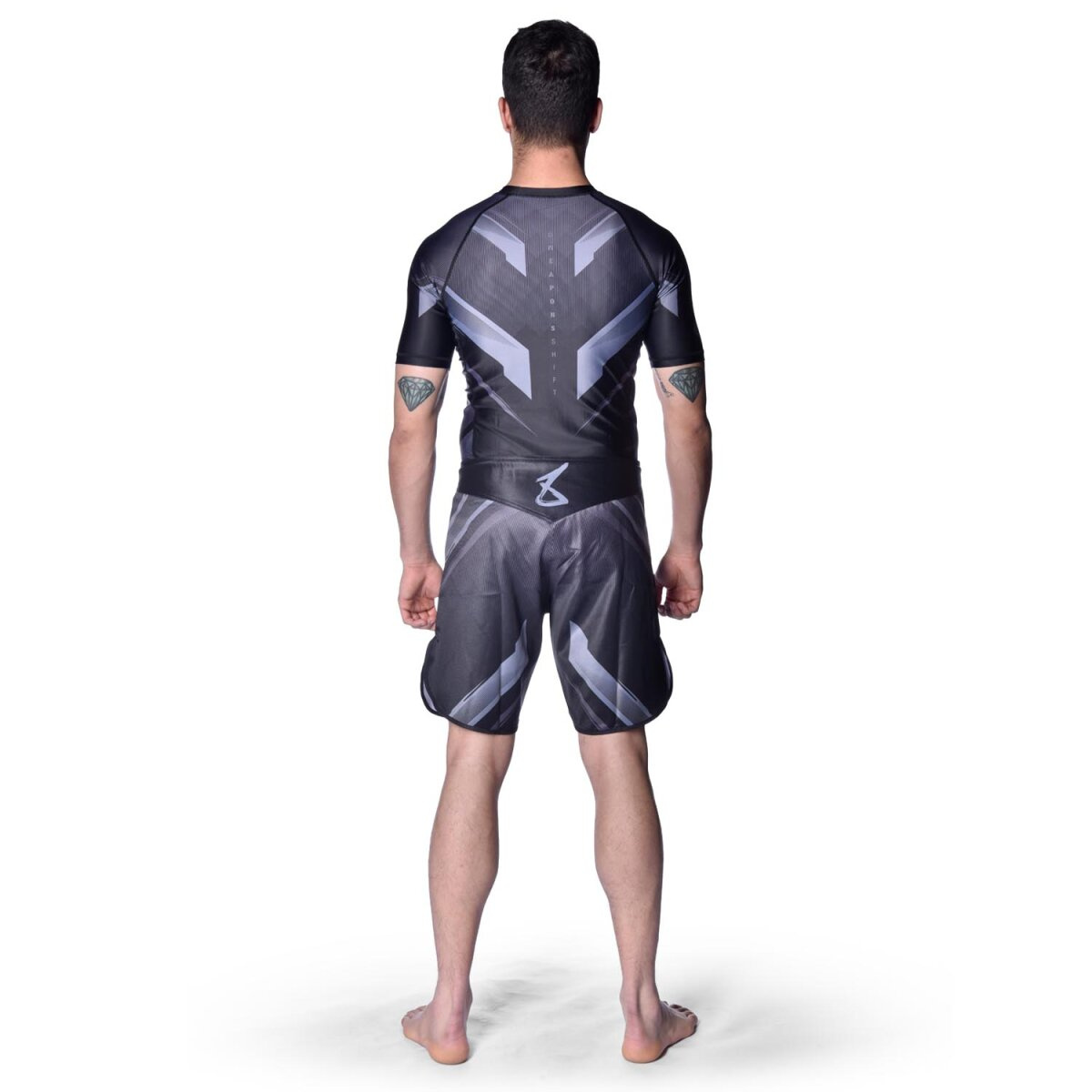 rashguard-8weapon-shift-noir