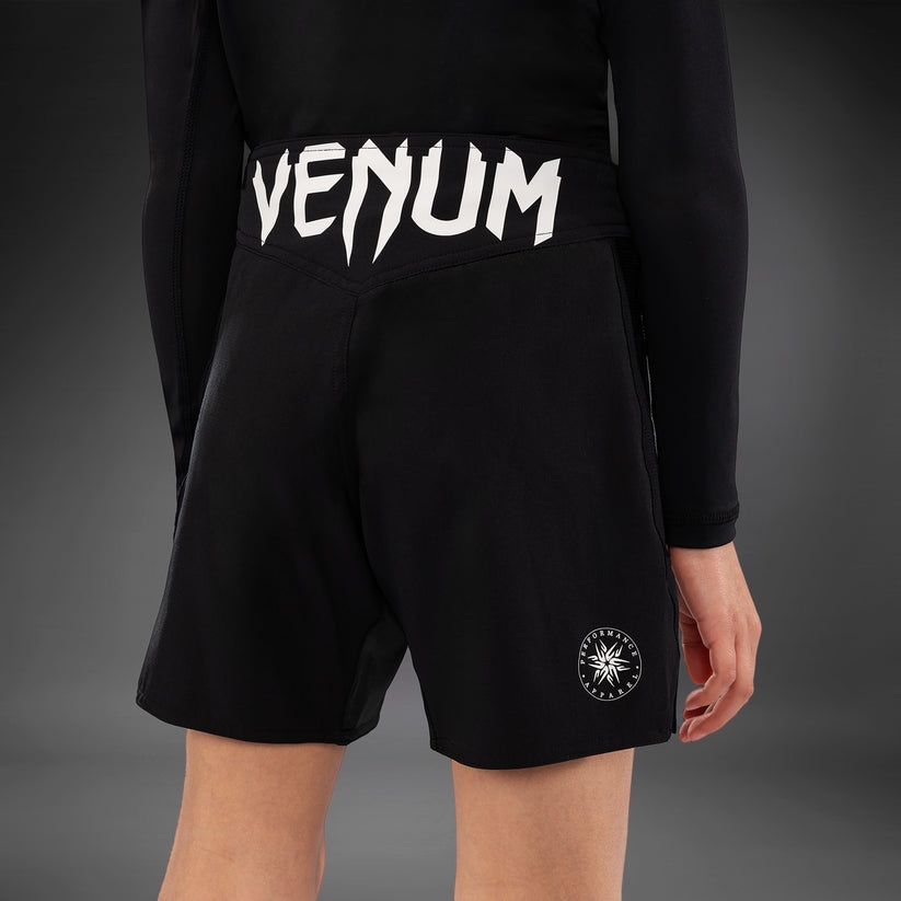 short-pour-combat-venum-light-enfant-noir