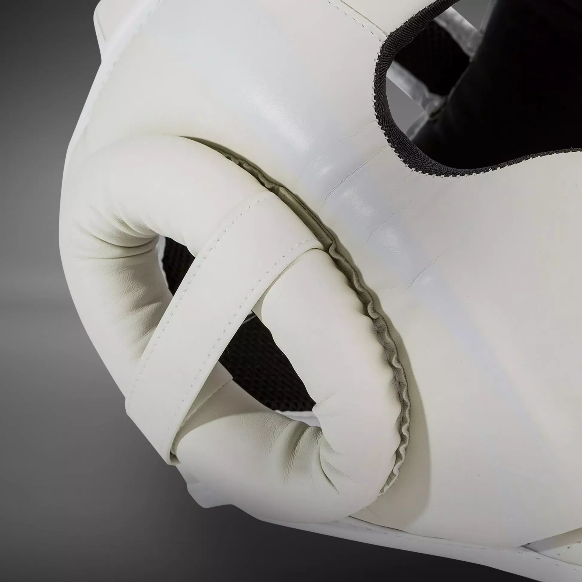 casque-de-boxe-venum-elite-blanc