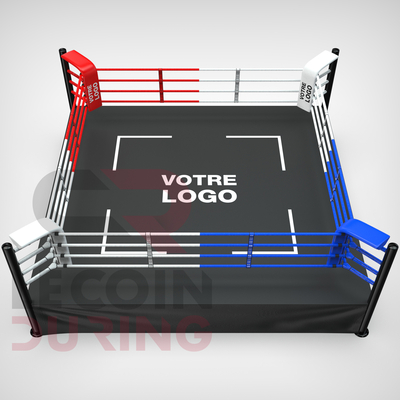 ring-de-boxe-sur-podium