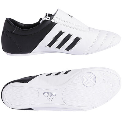 chaussure-de-taekwondo-adidas-aditkk01