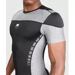 rashguard-manche-courte-homme-venum-tempest-noir-gris