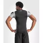 rashguard-manches-courte-homme-venum-tempest-noir-gris