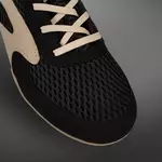 venum-chaussures-de-boxe-contender-noir-sable