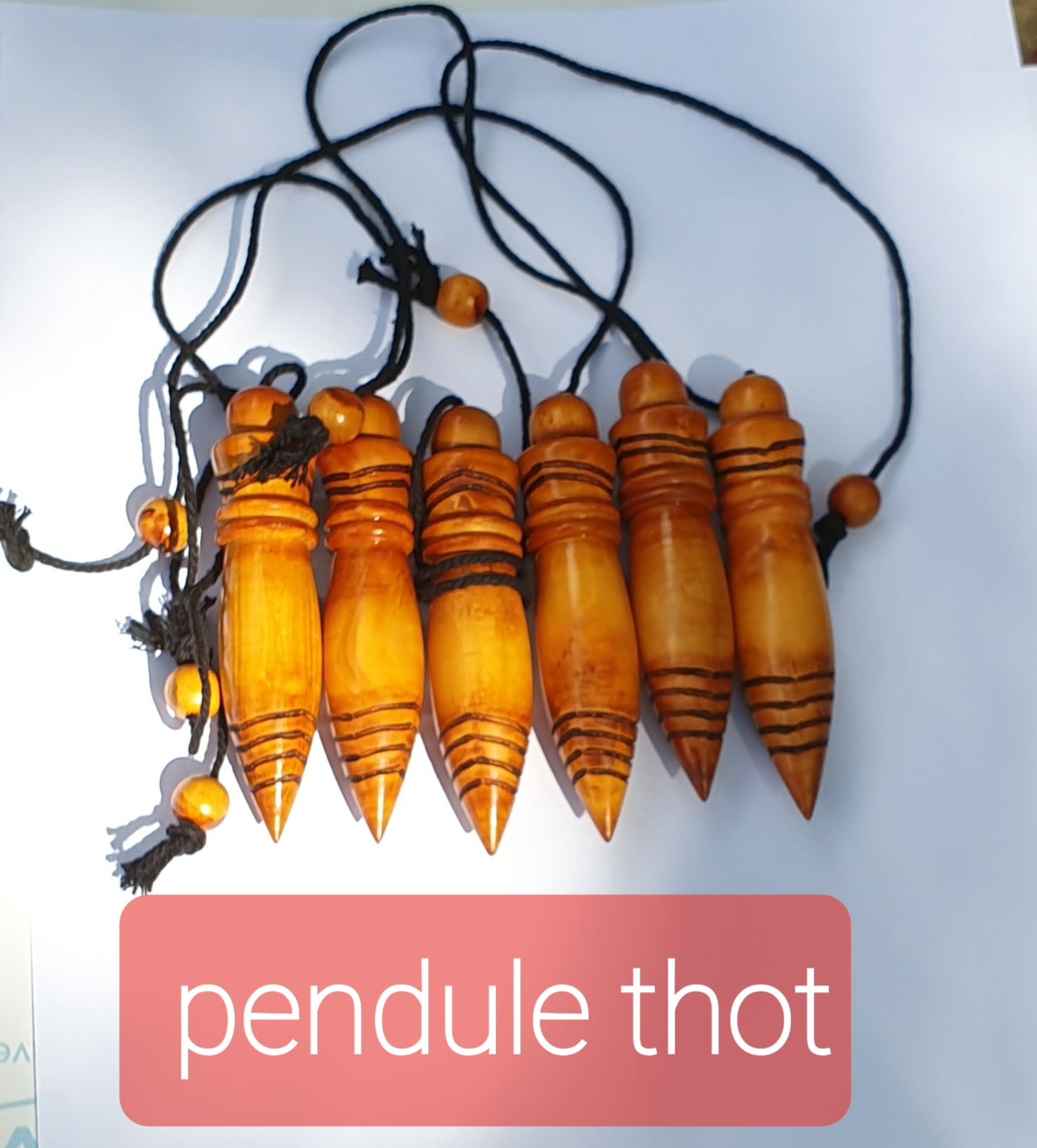pendules thot marron