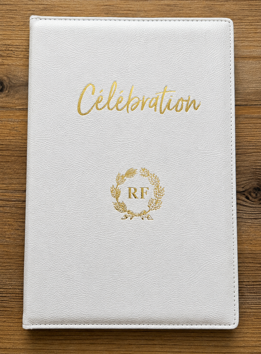 chemise de célébration blanche