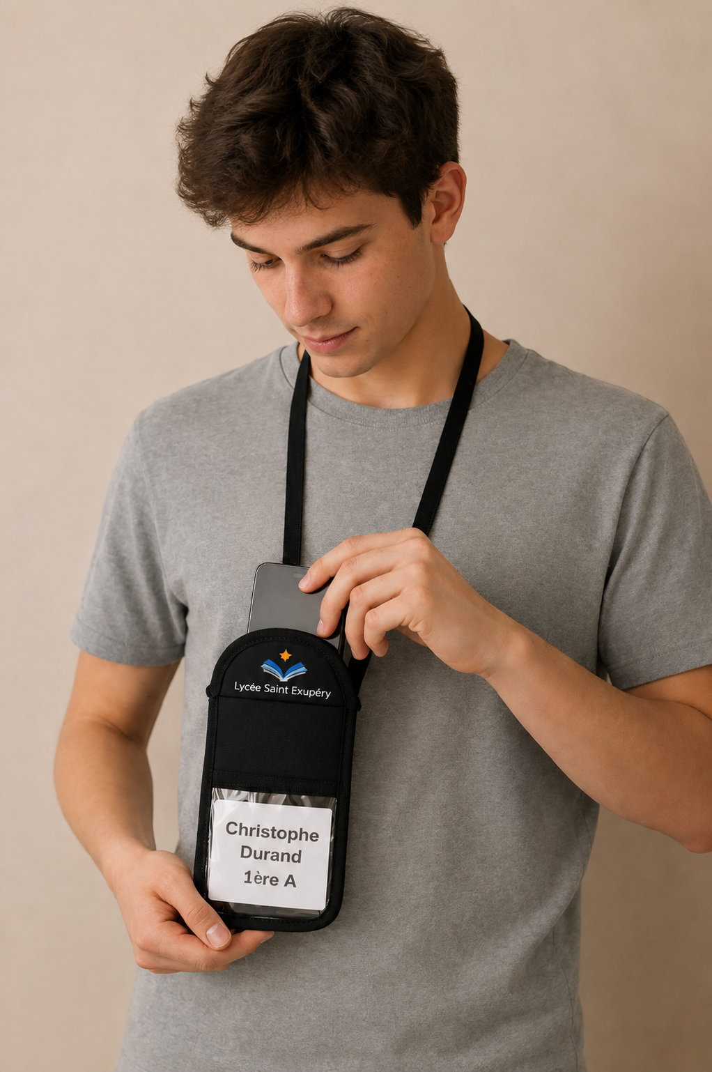 pochette-anti-ondes-verrouillage-magnetique-scolaire