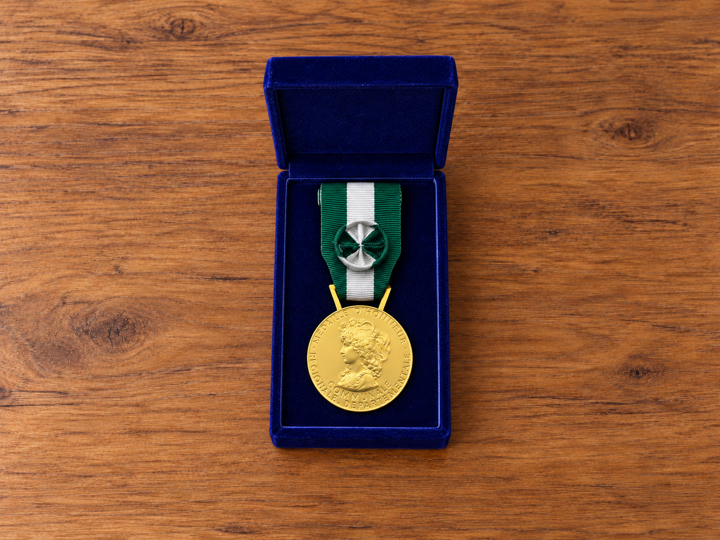 medaille-honneur-regionale-departementale-communale-or-35-ans
