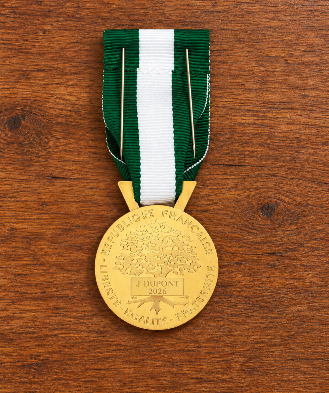 medaille-honneur-mhrdc-argent-gravee-30-ans-ecrin-bleu