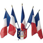 Ecusson tricolore devise avec drapeau français