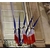 des-drapeaux-francais-et-europeens-sont-noues-avec-un-ruban-noir-au-balcon-de-l-elysee-jeudi-matin-en-signe-de-deuil-national-au-lendemain-de-l-attentat-contre-charlie-hebdo_5183395