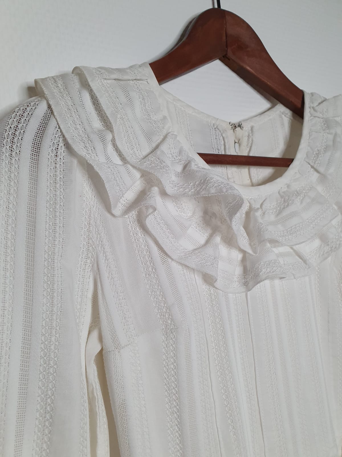 robe blanche vintage col