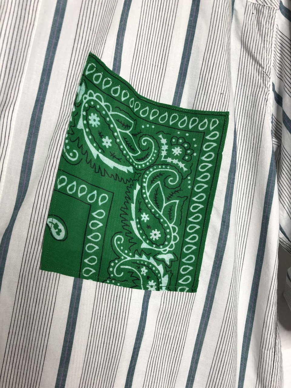 chemise vintage poches bandanas grise et verte