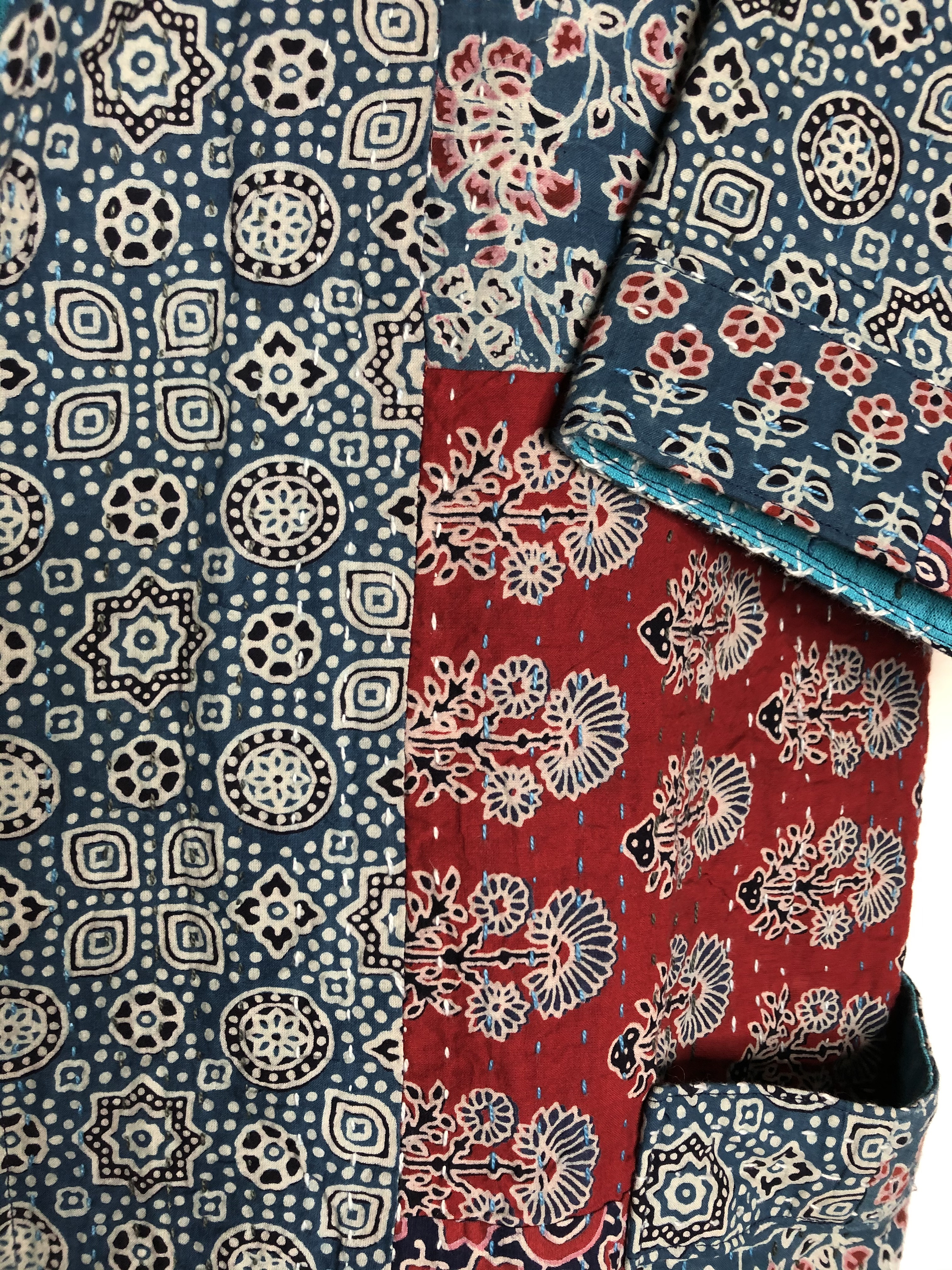 veste kimono indienne patchwork bleue détail