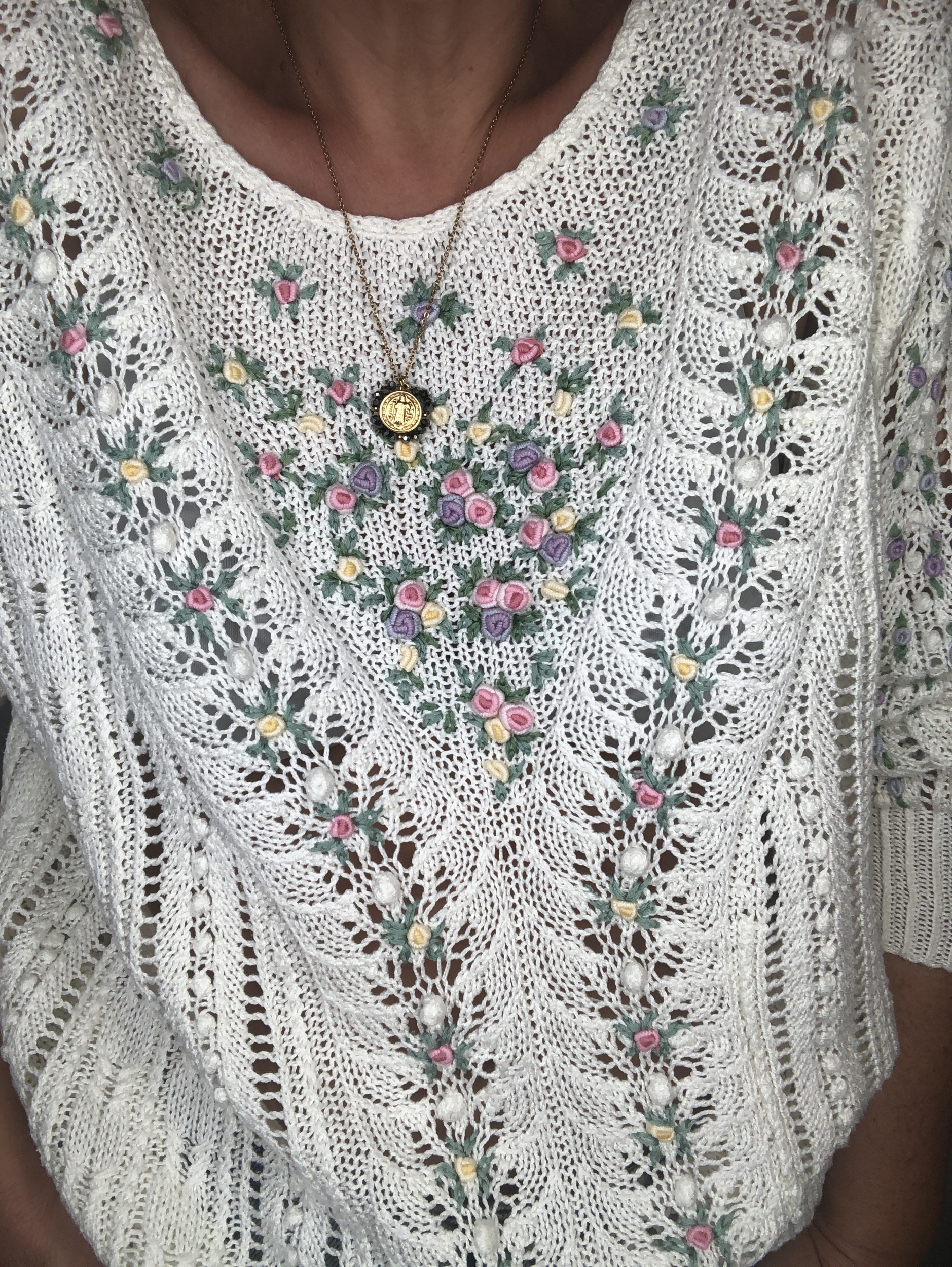 pull crochet vintage porté bis