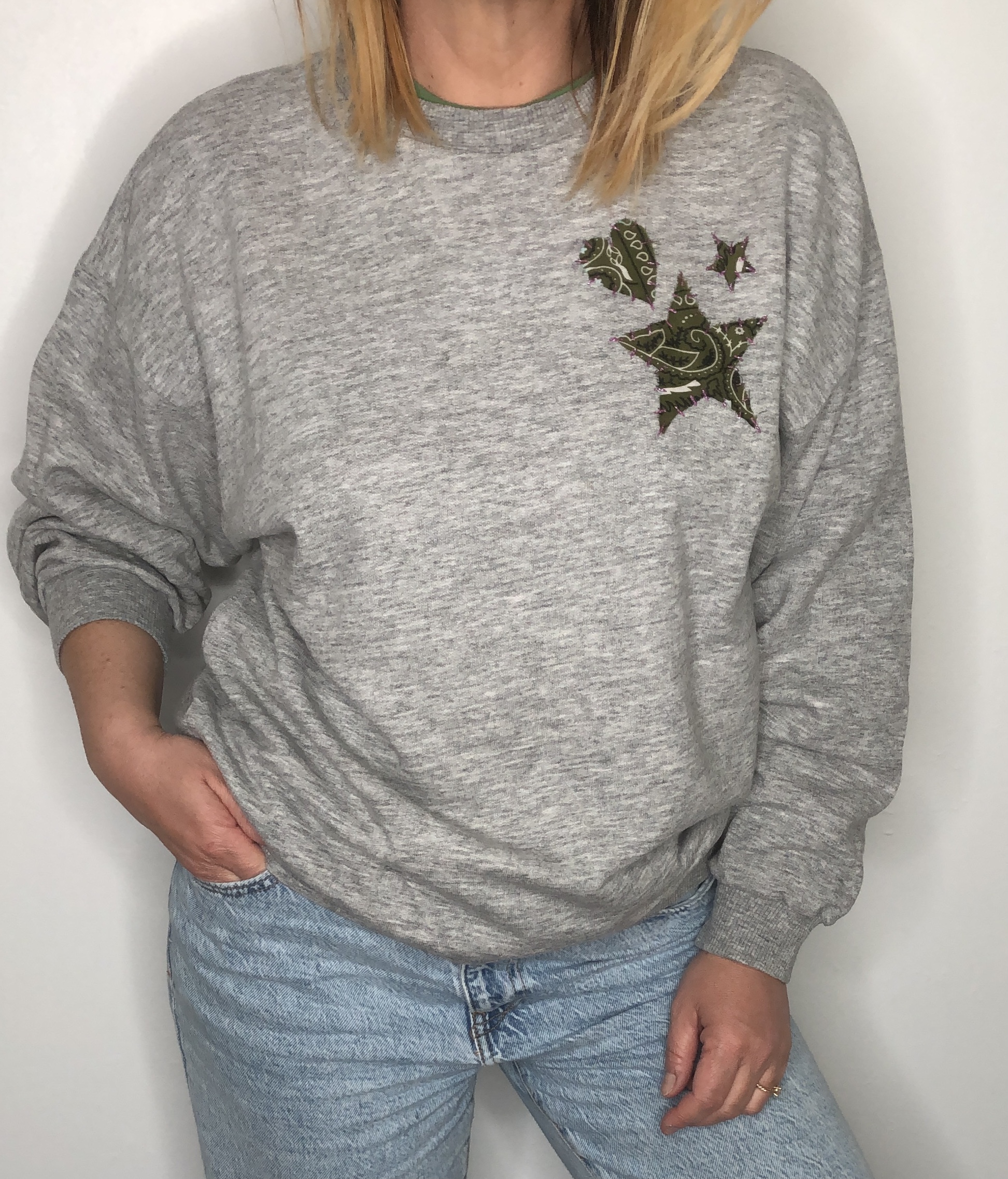 SWEAT GRIS HAPPY VERT M PORTE