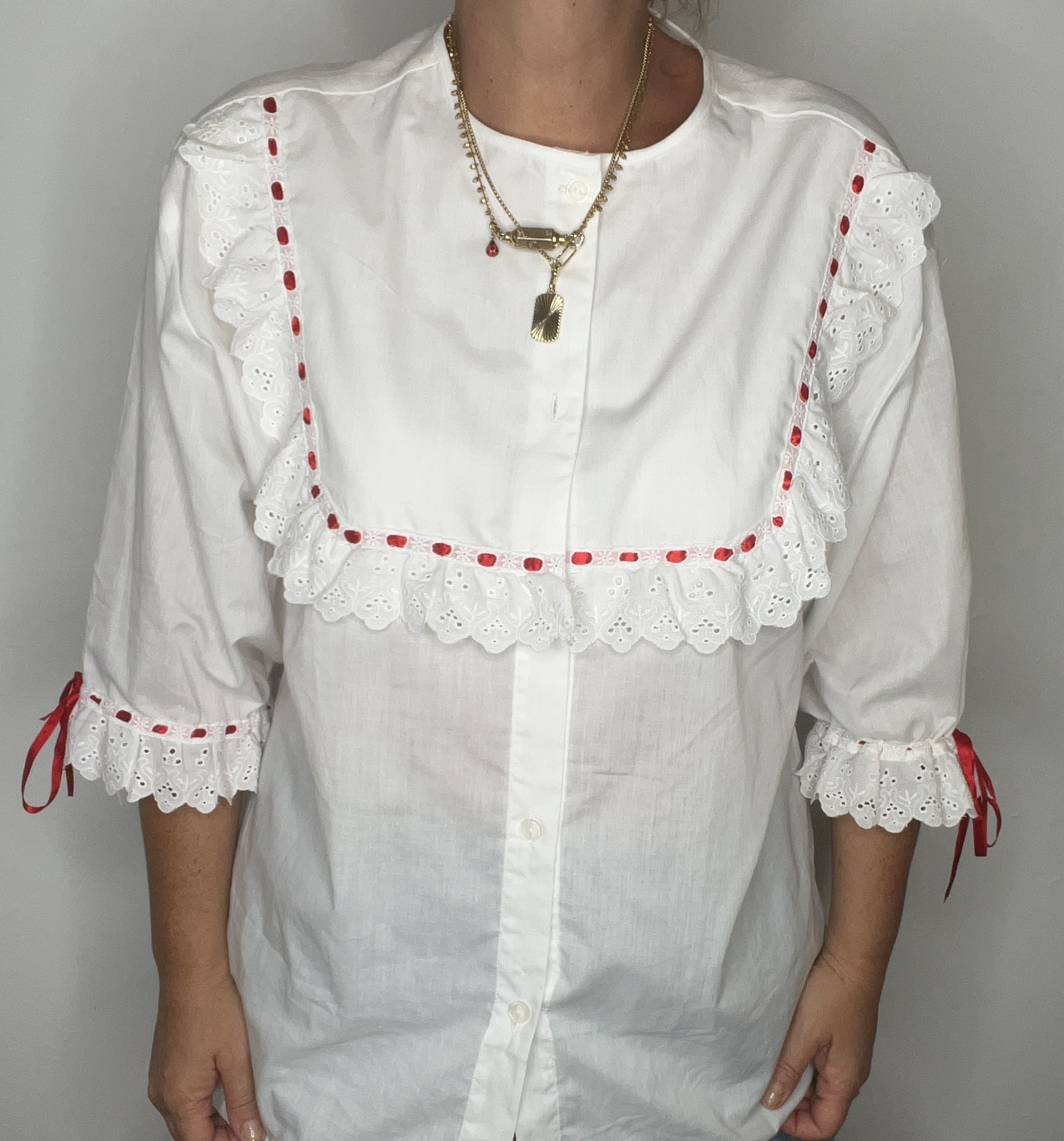 BLOUSE VINTAGE DENTELLE 1