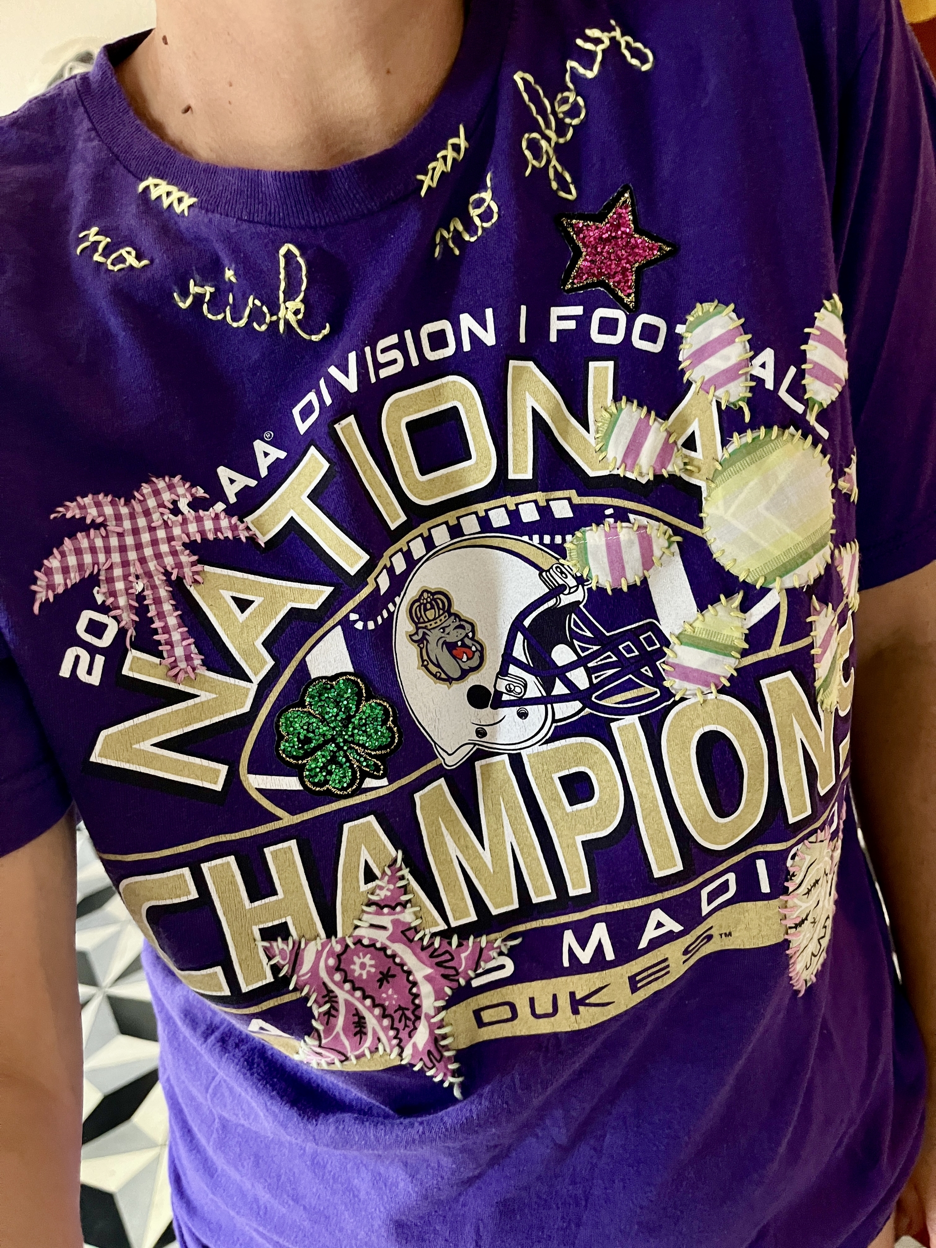 tee champions violet 4