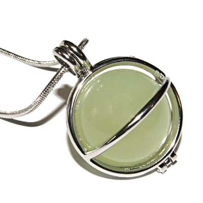 6282-pendentif-jade-boule-20mm-en-cage