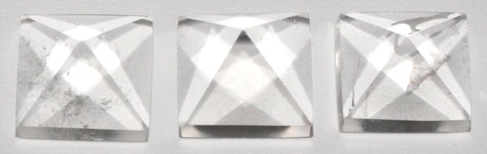 4151-solide-de-platon-de-pyramide-de-10-x-10mm