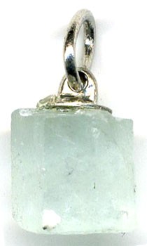 4689-pendentif-aigue-marine-cristal-brut-pierre-rare