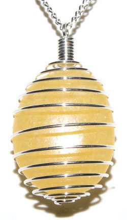 3355-pendentif-pierre-plate-calcite-jaune-en-spirale