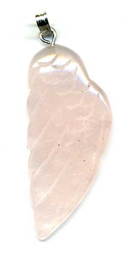 2737-pendentif-quartz-rose-40x15-mm-en-aile-d-ange