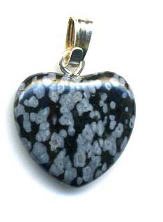 914-pendentif-obsidienne-neige-15mm-en-petit-coeur