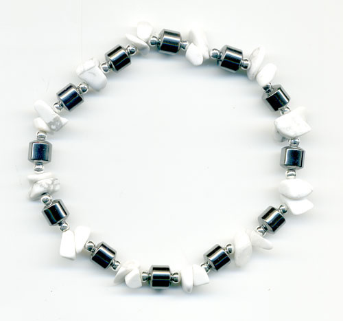 563-bracelet-baroque-hematite-et-howlite