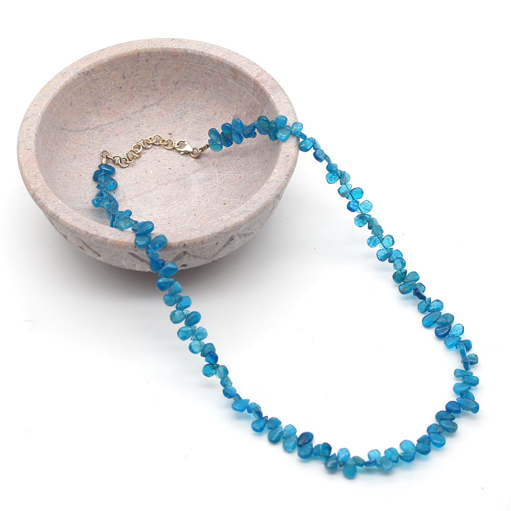 Collier-apatite-bleue-goutte-avec-fermoir-en-argent-Extra-2