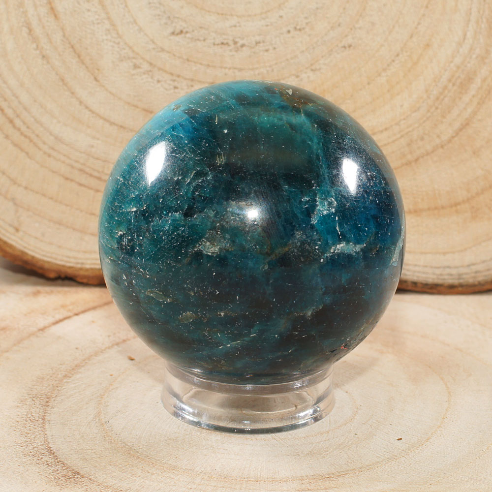 Pièce-Unique---Boule-en-Apatite-bleue-de-270g