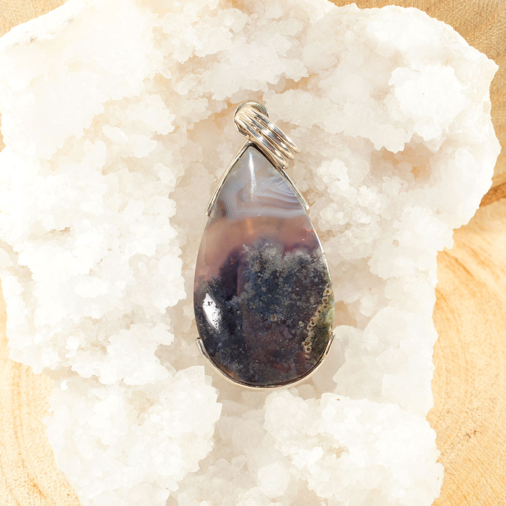 Pièce-Unique---Pendentif-Goutte-en-Calcédoine-lilas---Modèle-2