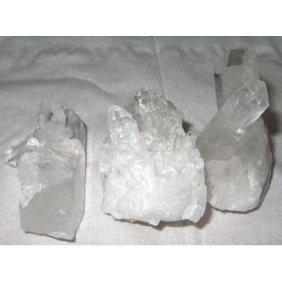 Cristal de roche en druse (Macle) de 30 à 40 mm