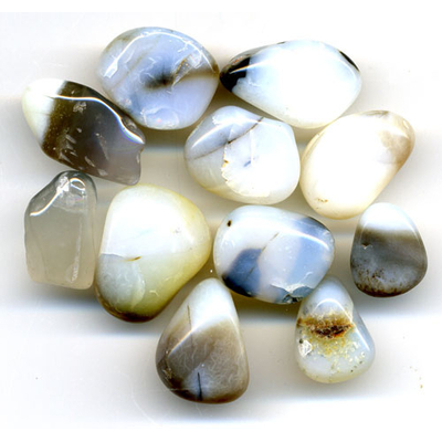 Opale blanche de 15 à 20mm
