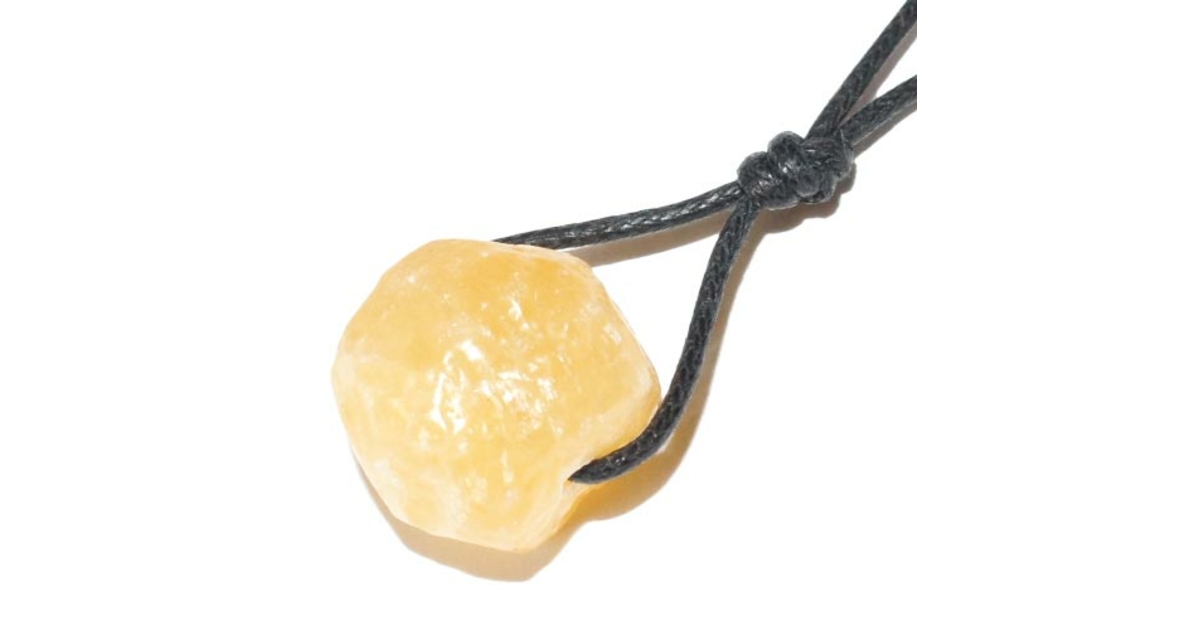 Pendentif Calcite Orange Avec Cordon - Pierre De Lithothérapie Pour Sérénité Et Joie De Vivre - Cordon D'environ 50 Cm