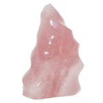 8703-quartz-rose-extra-polie-forme-de-flamme-bloc-a-poser-200-a-300g
