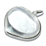 7110-pendentif-cristal-de-roche-en-forme-de-coeur-serti-d-argent