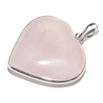 7107-pendentif-quartz-rose-en-forme-de-coeur-serti-d-argent