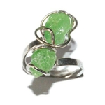 6658-bague-peridot-brut-saturne-duo-femme