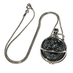 6202-pendentif-obsidienne-neige-boule-20mm-en-cage